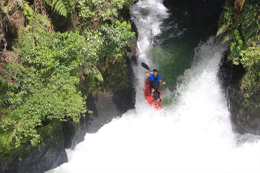 Packrafting Okere Falls